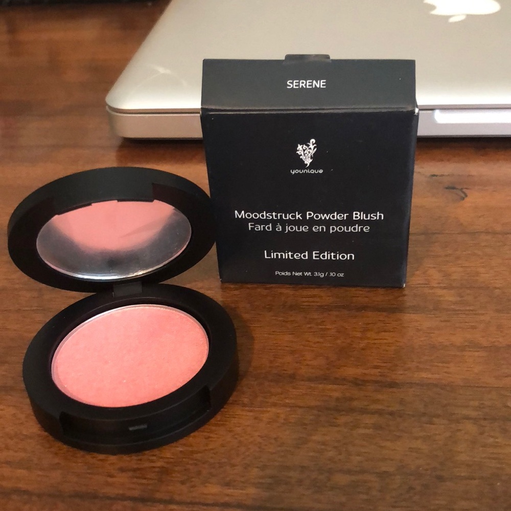 Younique powder blush